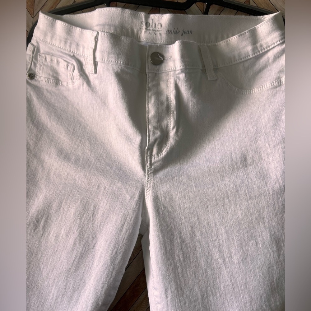 Soho Taper Ankle White Jeans Front And Back Pockets High Waisted Women's Size 12 - Picture 3 of 7